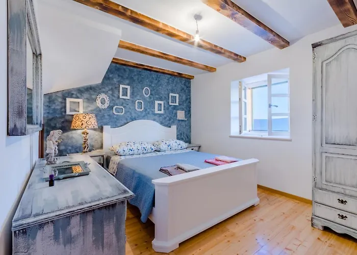 Rustic * Kraljici